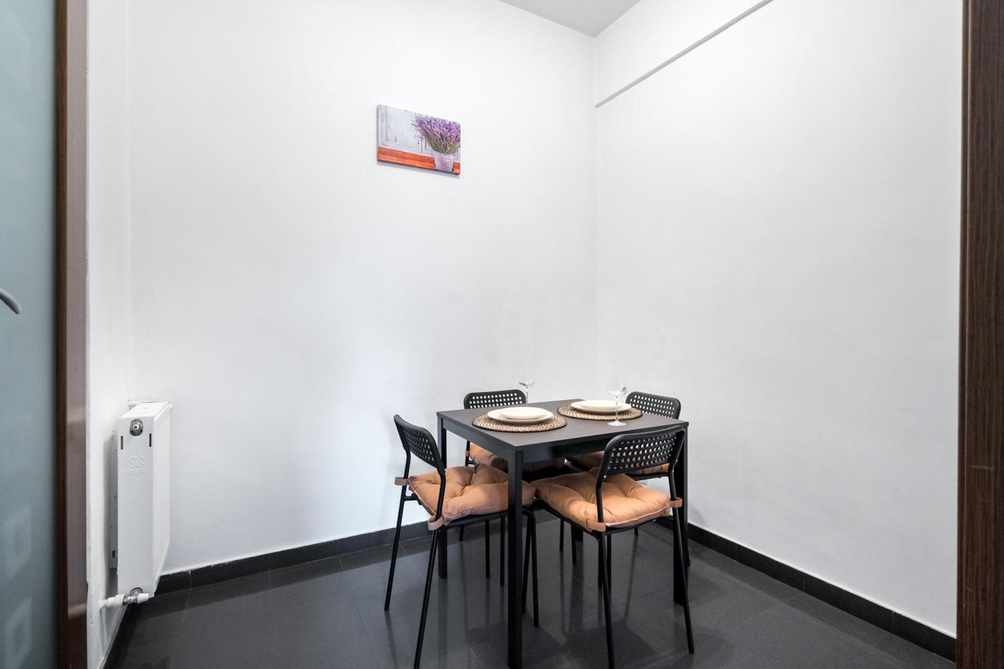 Modern & Spacious Apartment - Prime Location Near Bucharest'S Old Town Exterior photo